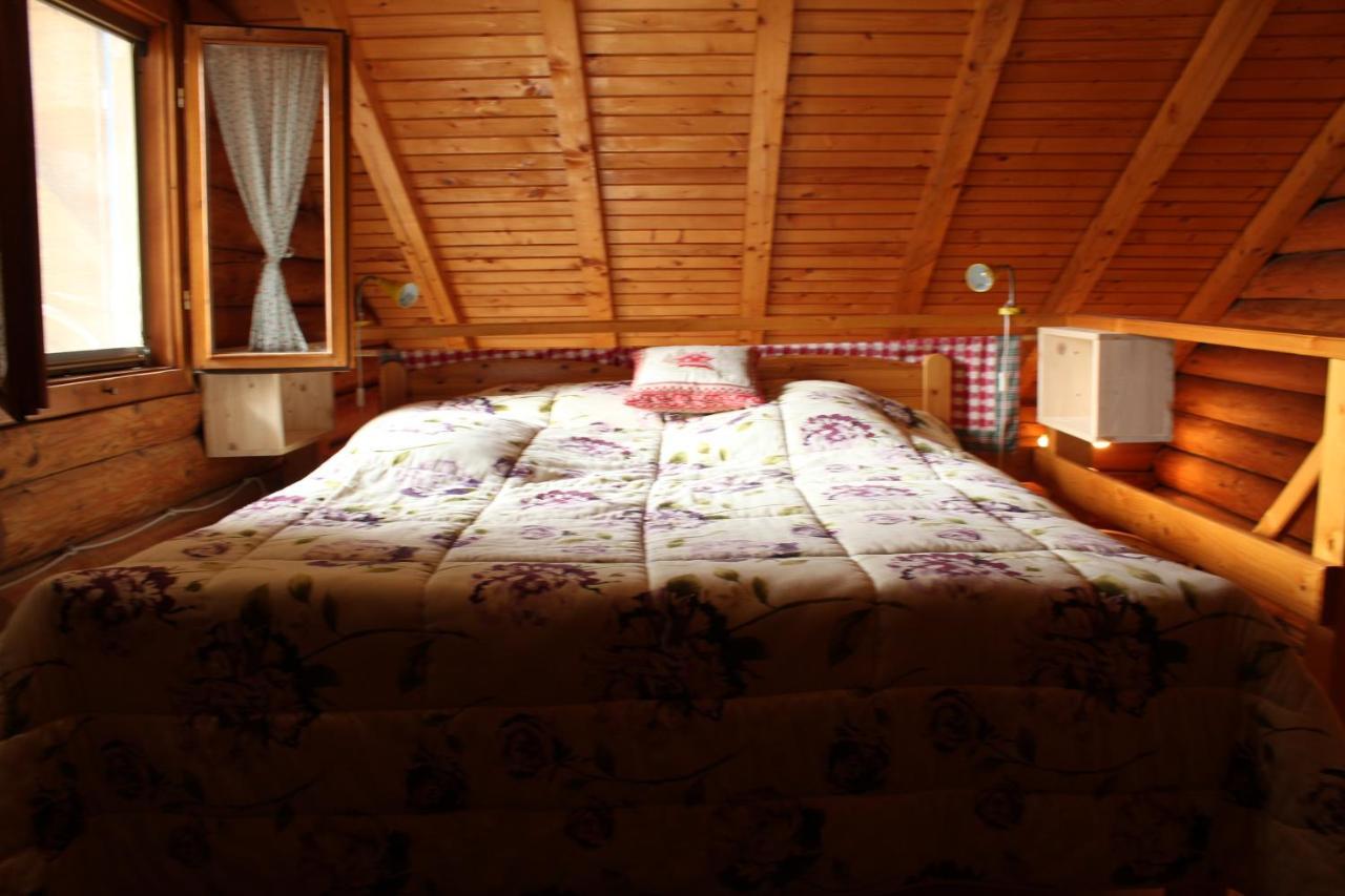 B&B Le Corone - Chalet Nel Bosco Cavalo Екстериор снимка