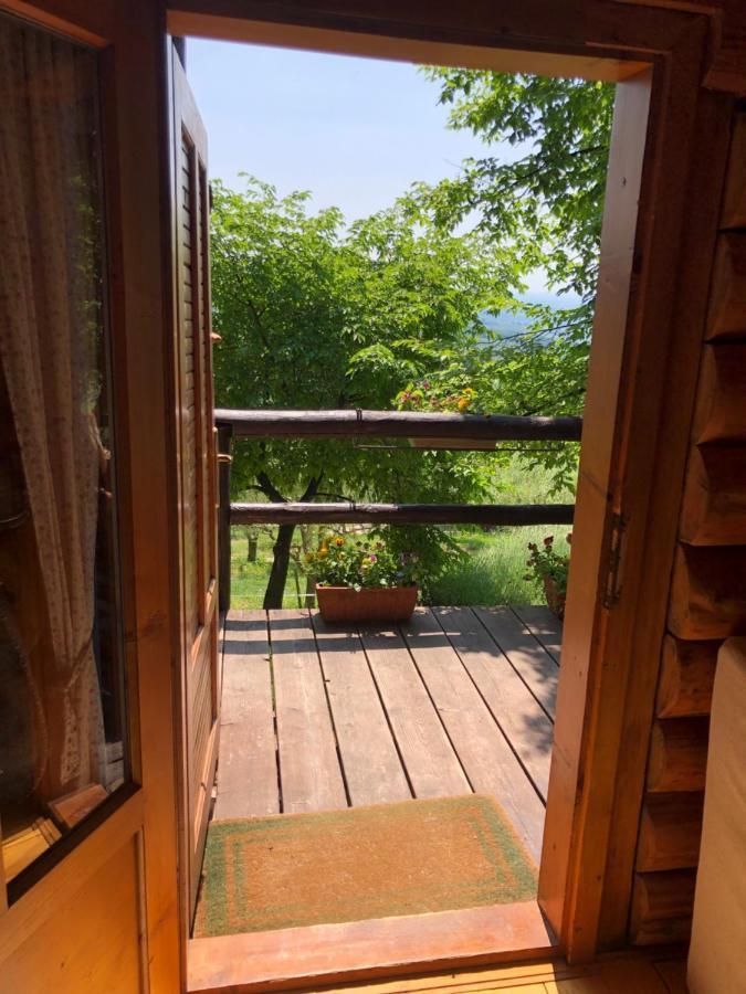 B&B Le Corone - Chalet Nel Bosco Cavalo Екстериор снимка